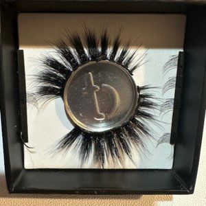 Mod Magnetic Lashes Tori Belle